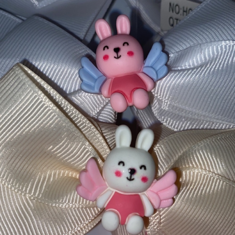 Hair bows